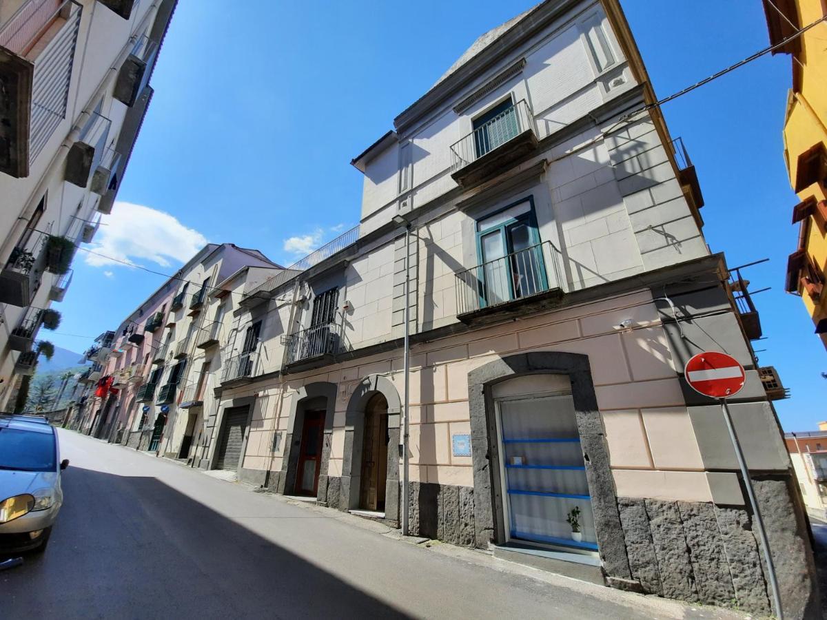 Bianco Latte Bed & Breakfast Gragnano Bagian luar foto